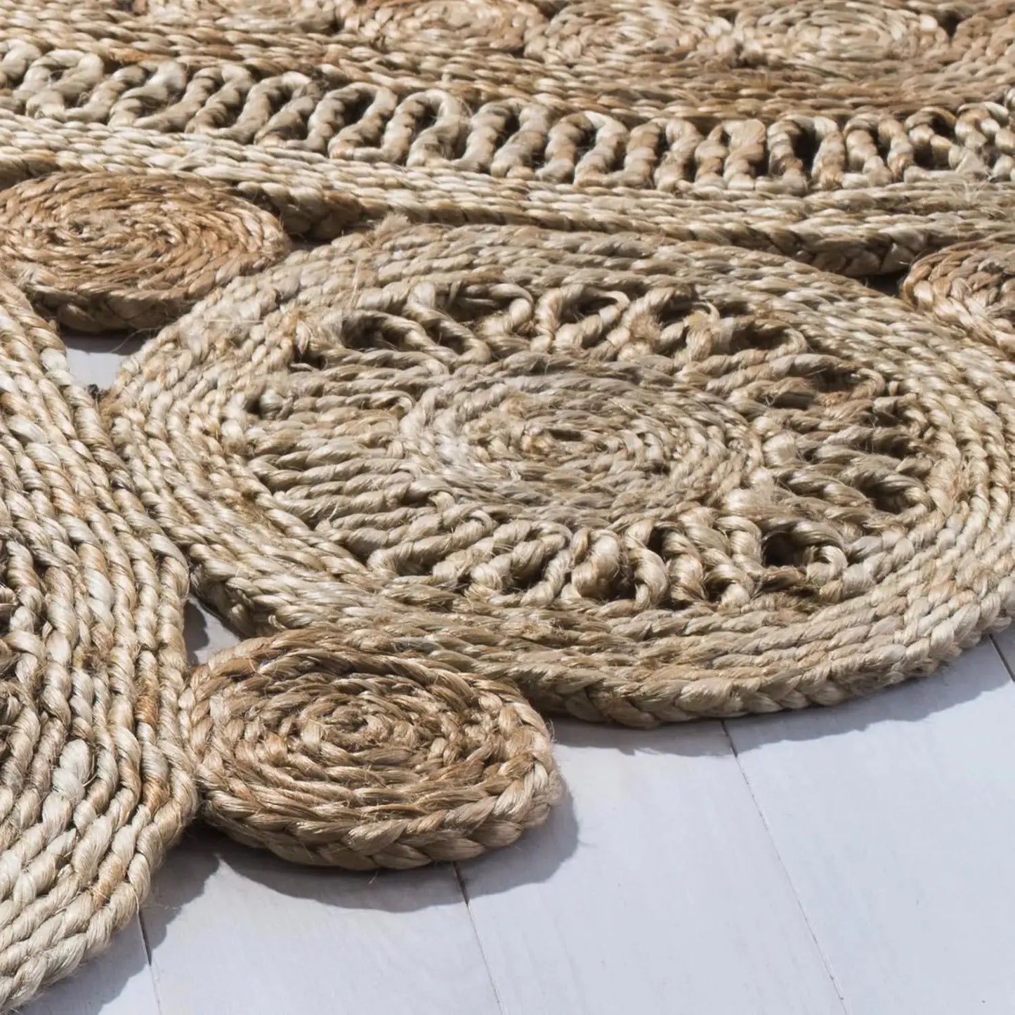 Handmade Jute Natural Floral Design Round Rug comfydesigners