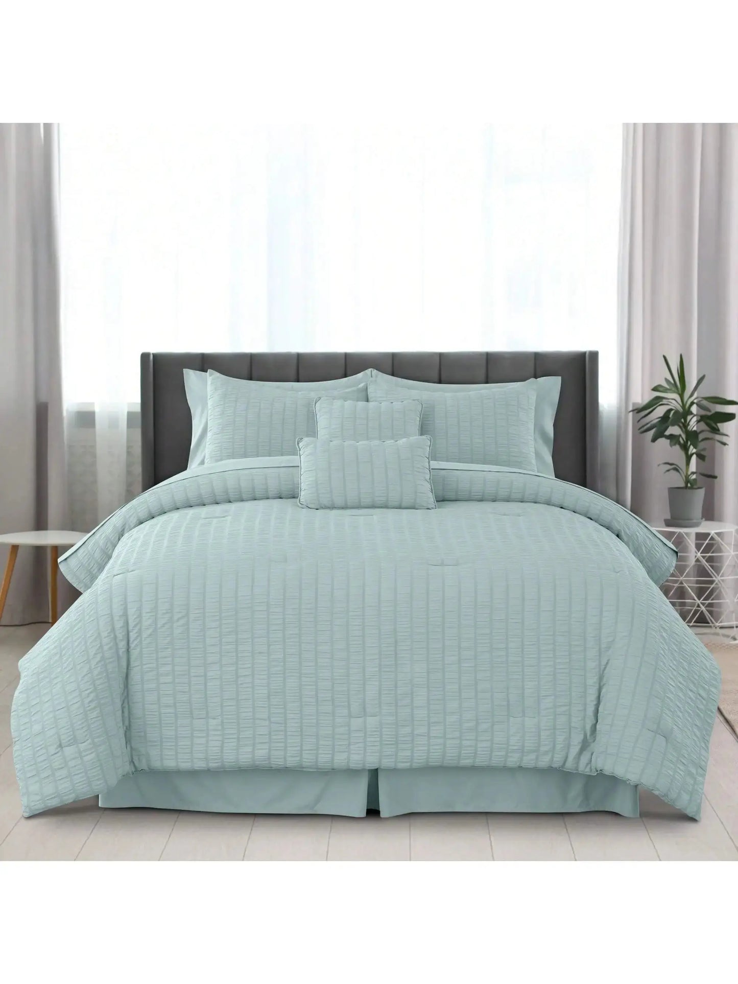 10-Piece Seersucker Comforter Set — All-Season Microfiber Bedding comfydesigners