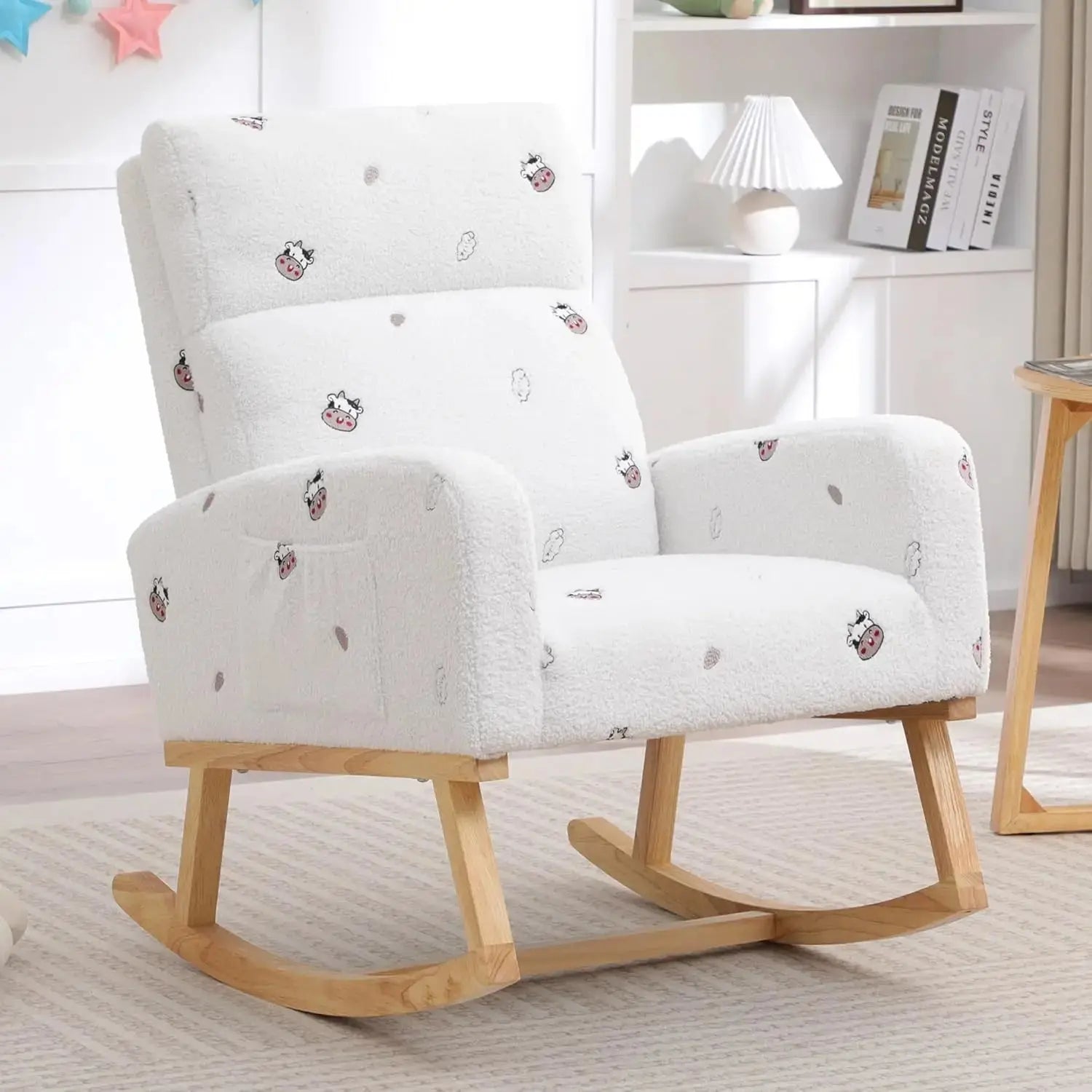 Sherpa Nursery Glider Rocking Chair with Pockets comfydesigners